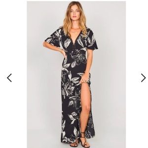 Amuse Society Seaside Dress NWOT Size M